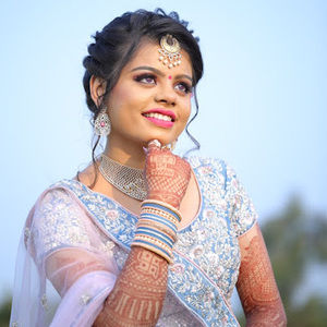 Meet your Posher, Preksha